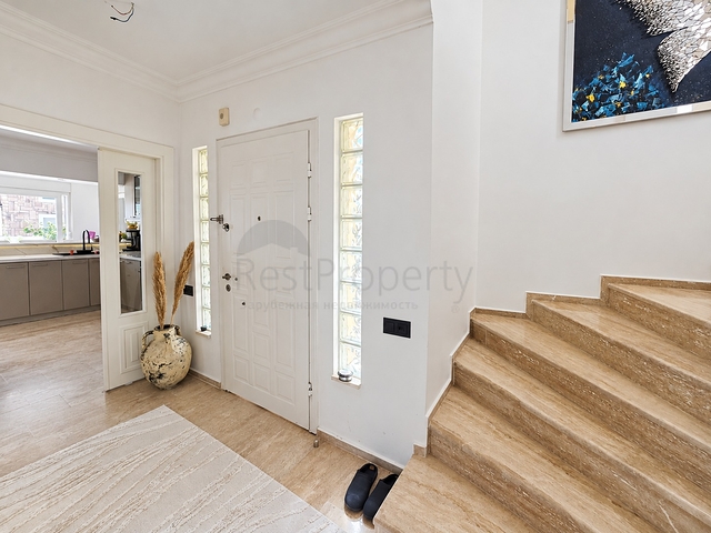 Sea View Resale Villa with 3 Bedroom for Sale in Alanya Tepe