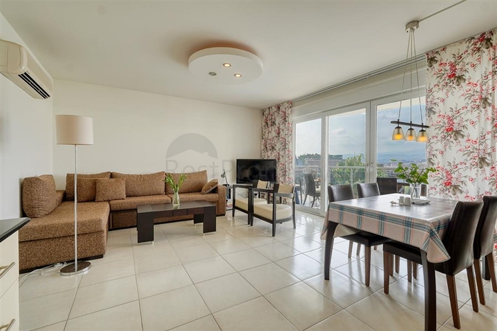 Spacious 2 Bedroom Duplex Flat for Sale in Konakli Alanya Turkey