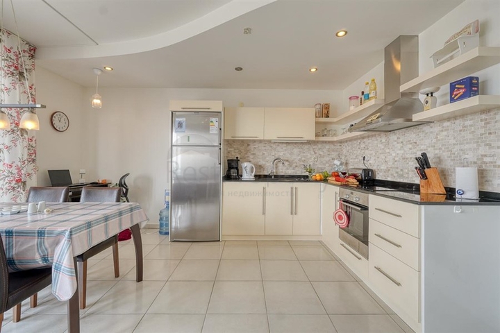 Spacious 2 Bedroom Duplex Flat for Sale in Konakli Alanya Turkey