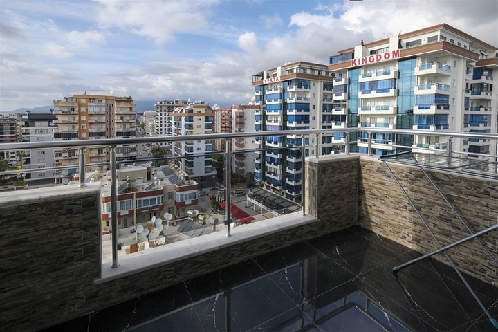 Spacious 2 Bedroom Property Apartment in Alanya Turkey