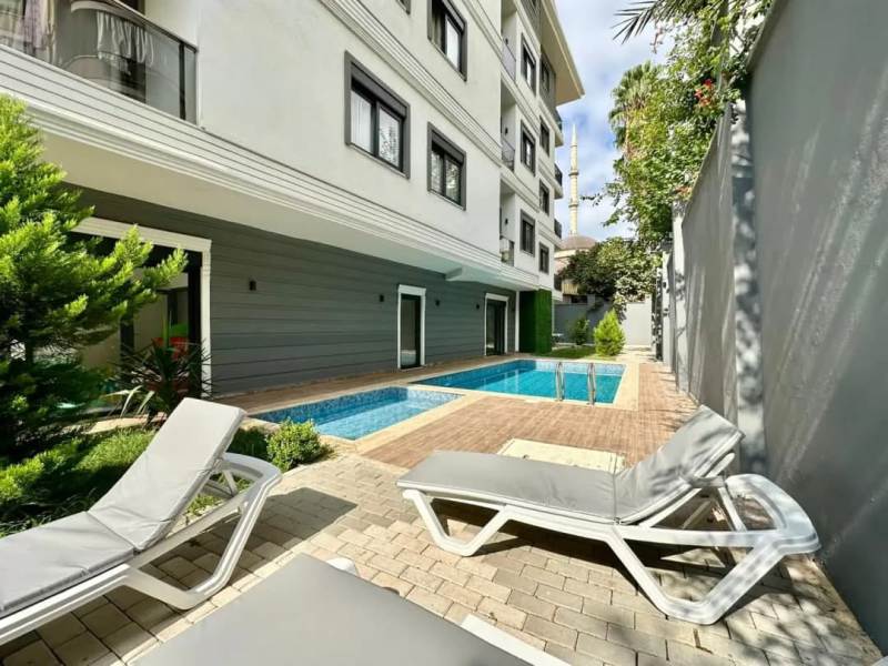 Two Bedroom Alanya Property for Sale in Cleopatra Area